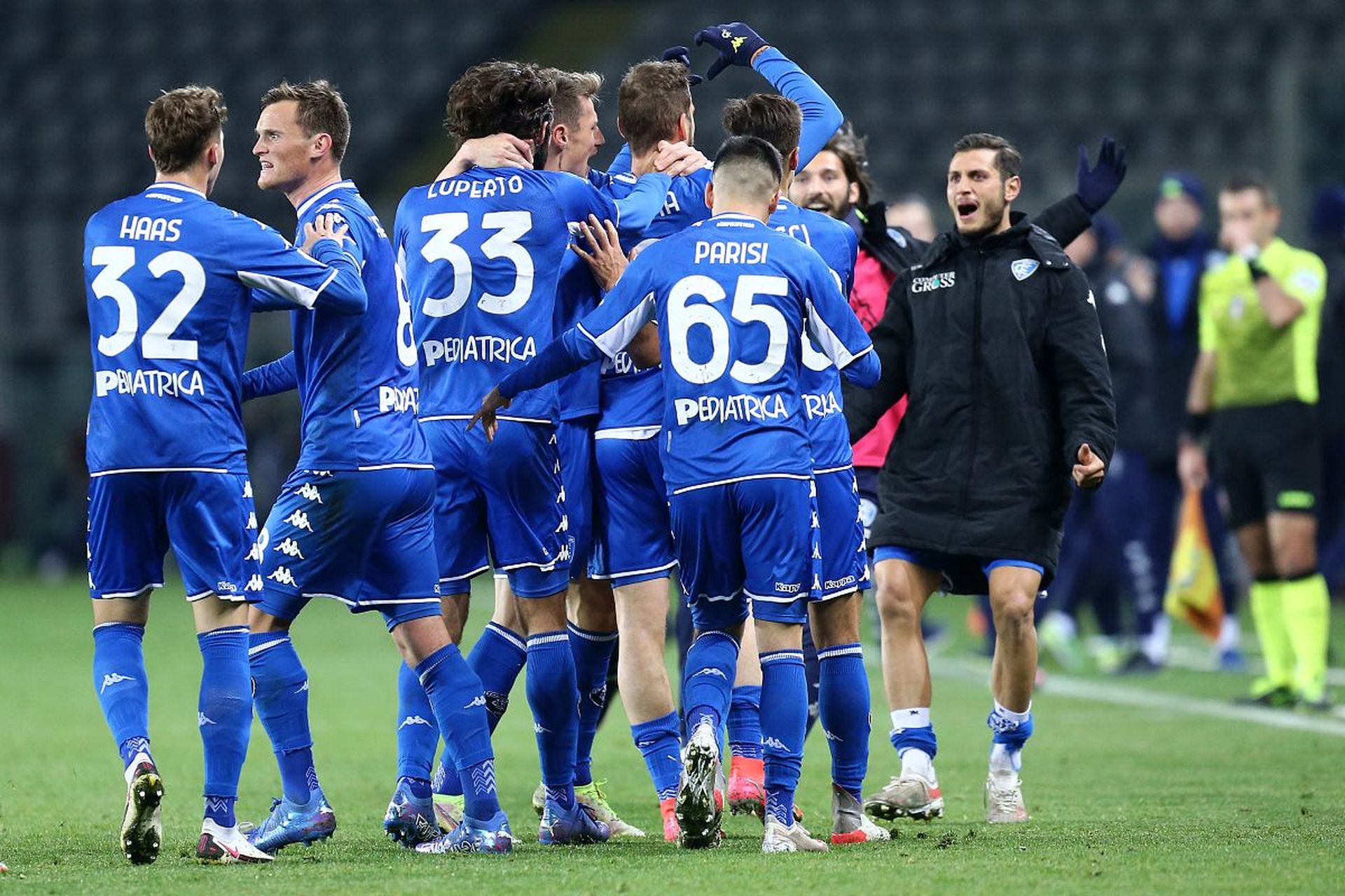 某知名餐饮 某知名餐饮